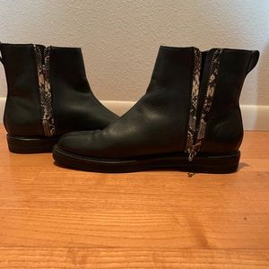 Donald J Pliner North boots